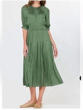 Current Air Anthropologie Green Marlo Pleated Midi Dress. Women’s Sz-XS (0-2)